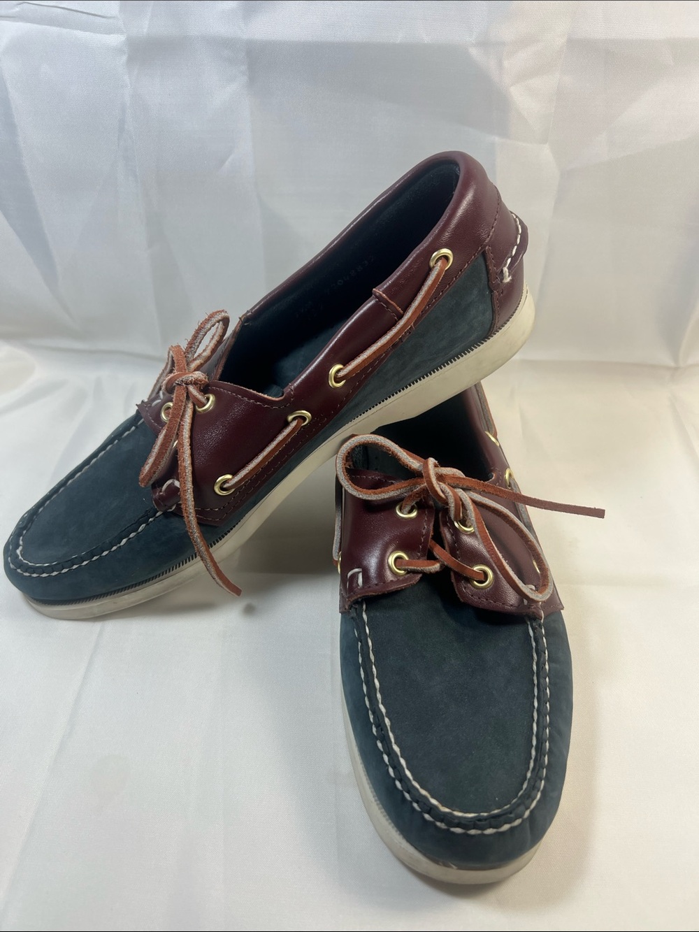 Women Sebago Two-Tone Boat Shoes in Navy and Burgundy